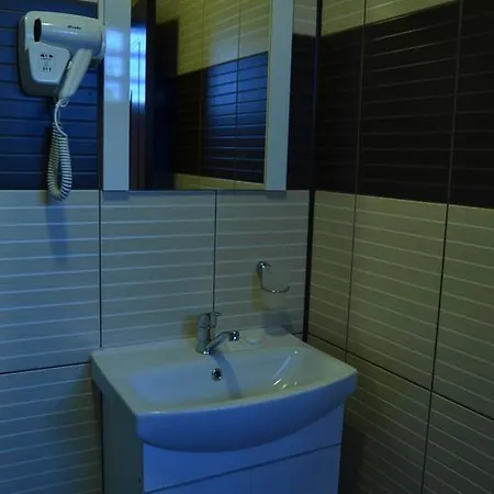 Hotel Roberto 3*